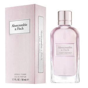 Lacoste Essential Eau de Toilette Spray For Men