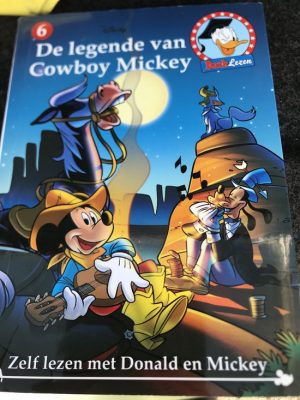 Disney Donald en Mickey  Nr.6 - De Legende Van Cowboy Mickey